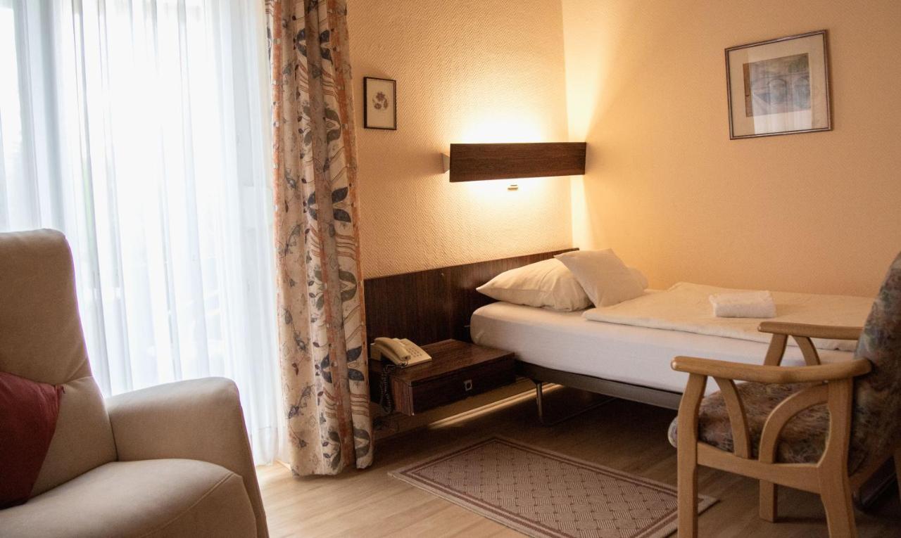 באד זאלצפלן Haus Mecklenburg Hotel Pension מראה חיצוני תמונה